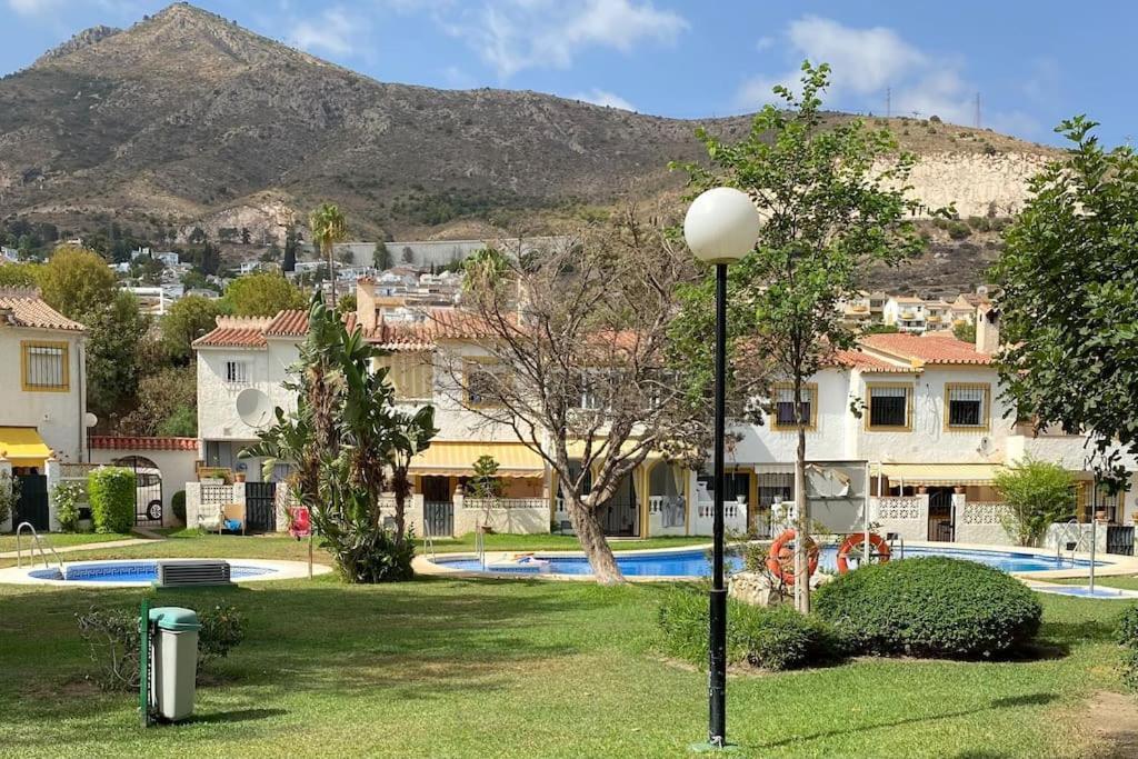 Chalet adosado corta temporada 2 dormitorios Benalmádena Exterior foto